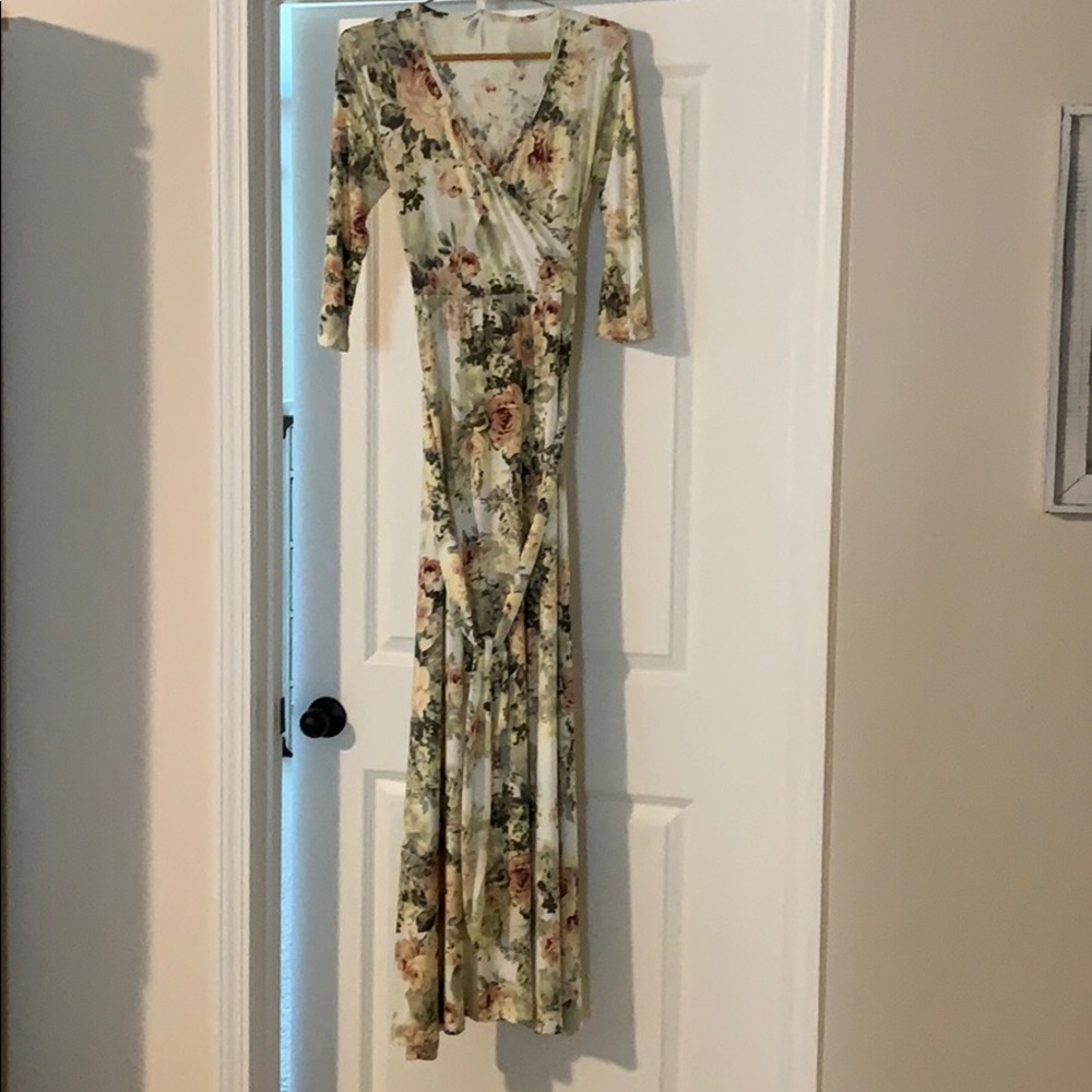 Pink blush maternity floral dress